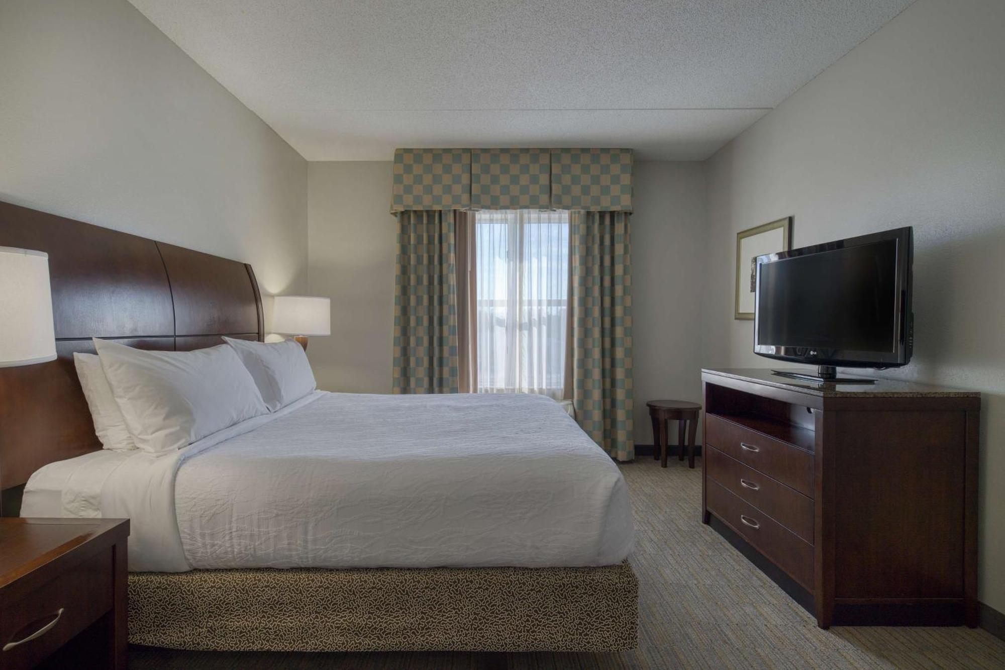 Hilton Garden Inn Durham Southpoint Exterior photo