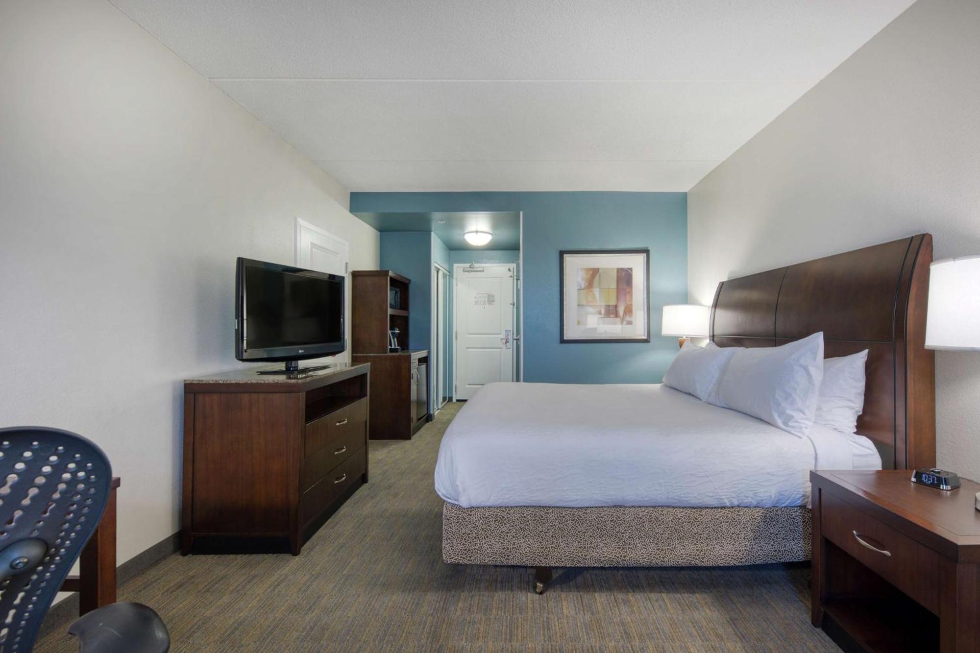 Hilton Garden Inn Durham Southpoint Exterior photo