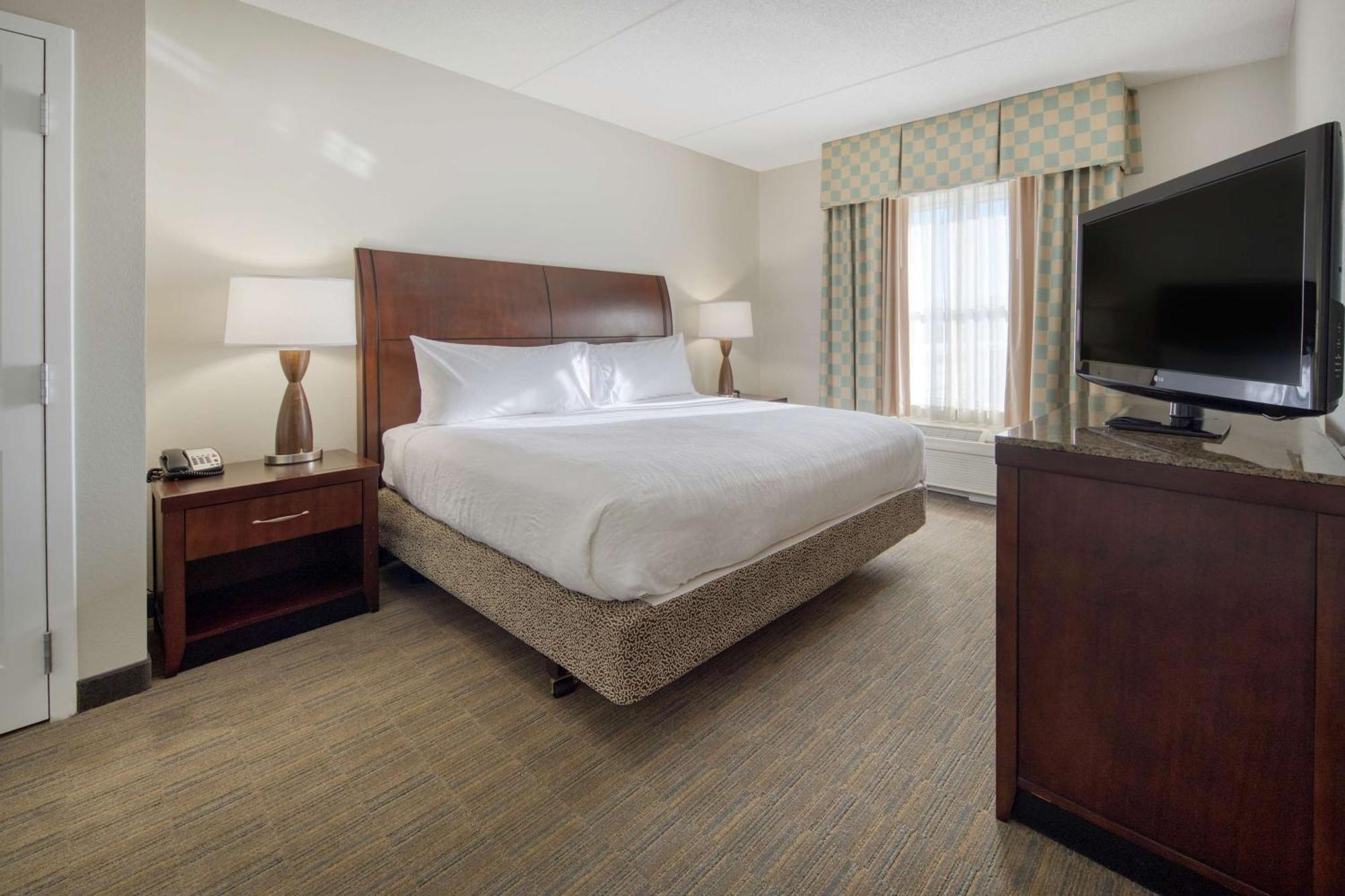 Hilton Garden Inn Durham Southpoint Exterior photo
